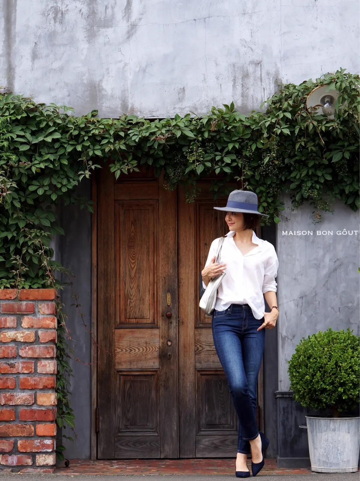 話題のハイライズシガレットジーンズの画像_1