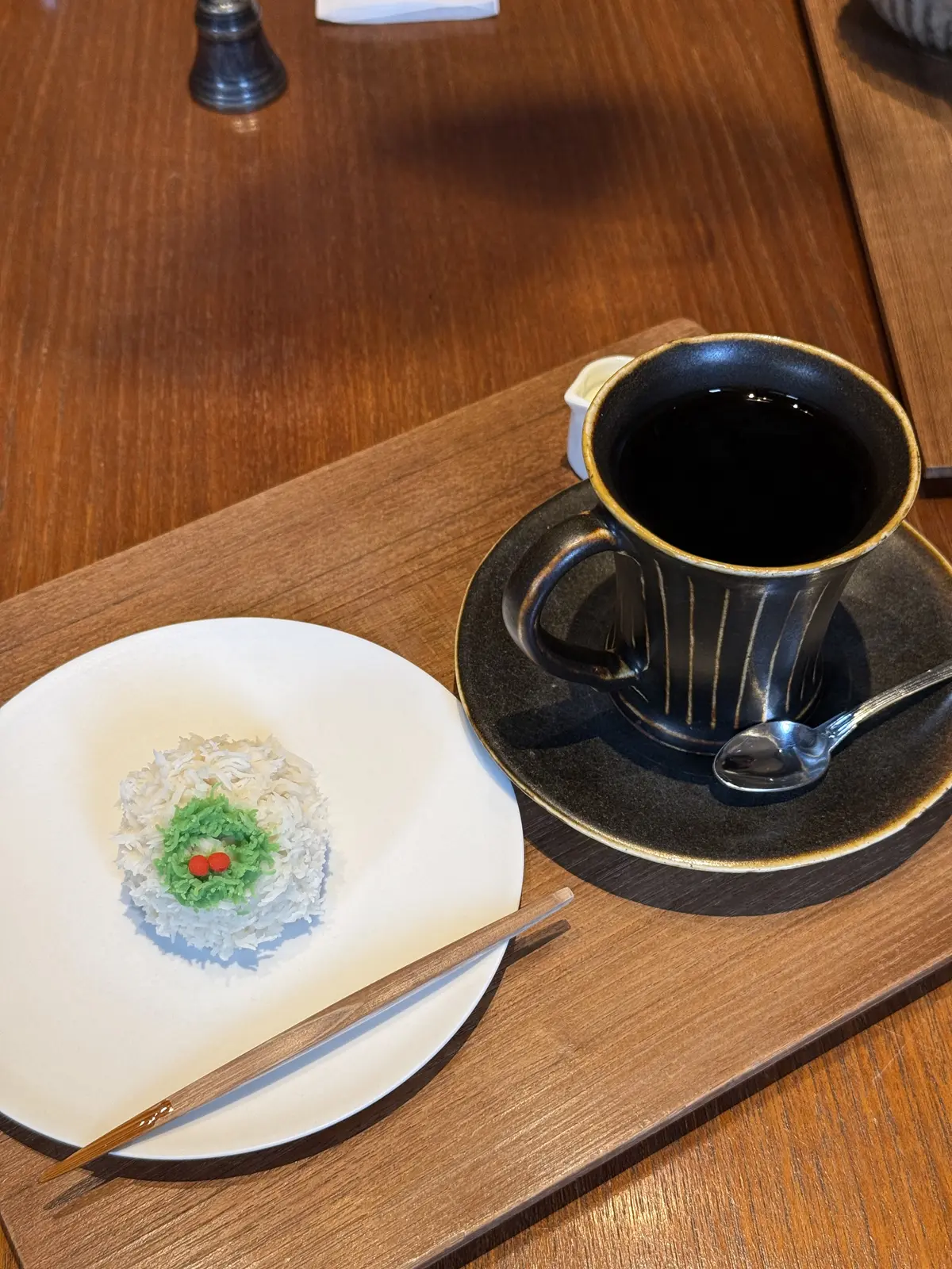 京都　祇園　祇園四条　豆腐料理　豆水楼　名店　老舗　カフェ　　ランチ　祇園店　豆腐料理専門　京都グルメ　京都カフェ　祇園四条グルメ　祇園グルメ　祇園カフェ　ZENcafe ゼンカフェ　人気カフェ　再会ランチ　エクラ　華組　Jマダム　京都観光　ゼンカフェ　くずもち　上生菓子