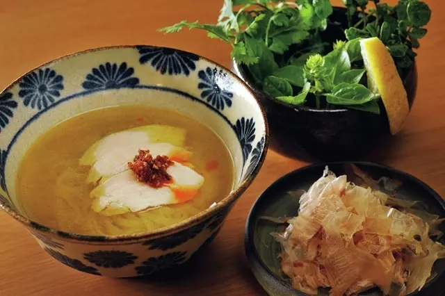 鹿児島県枕崎市「金七商店」の本枯節を使ったクラシック節のフォー￥1,400