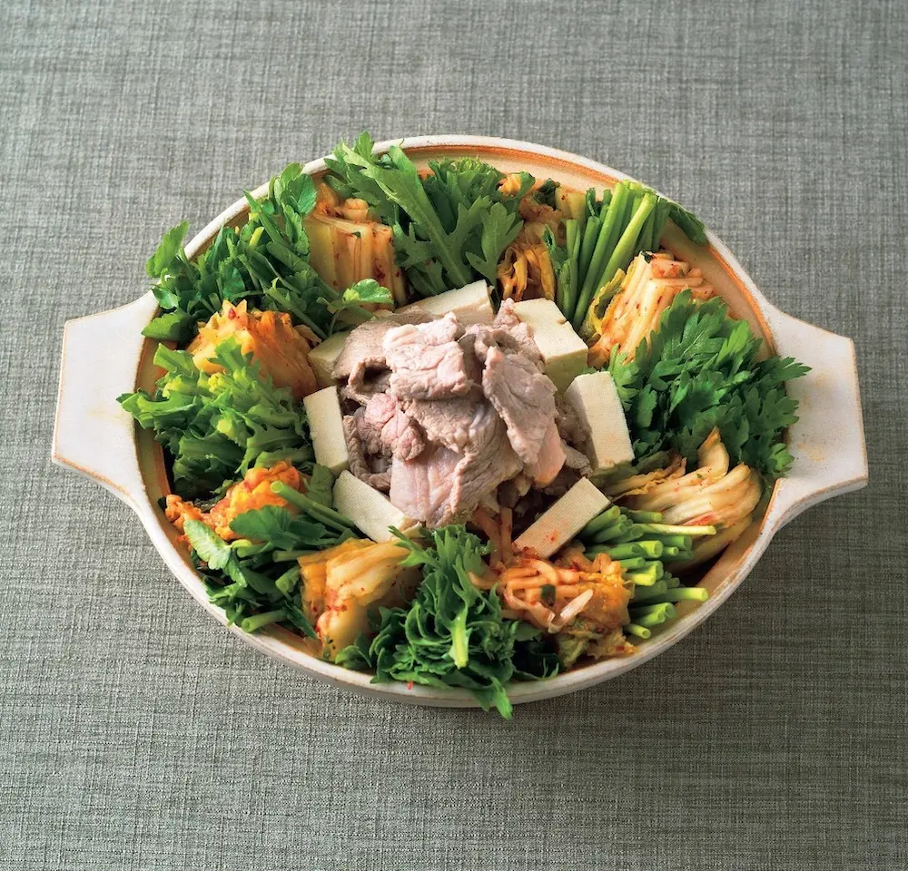 料理家 な すんじゃさんのシンプルキムチ鍋レシの作り方