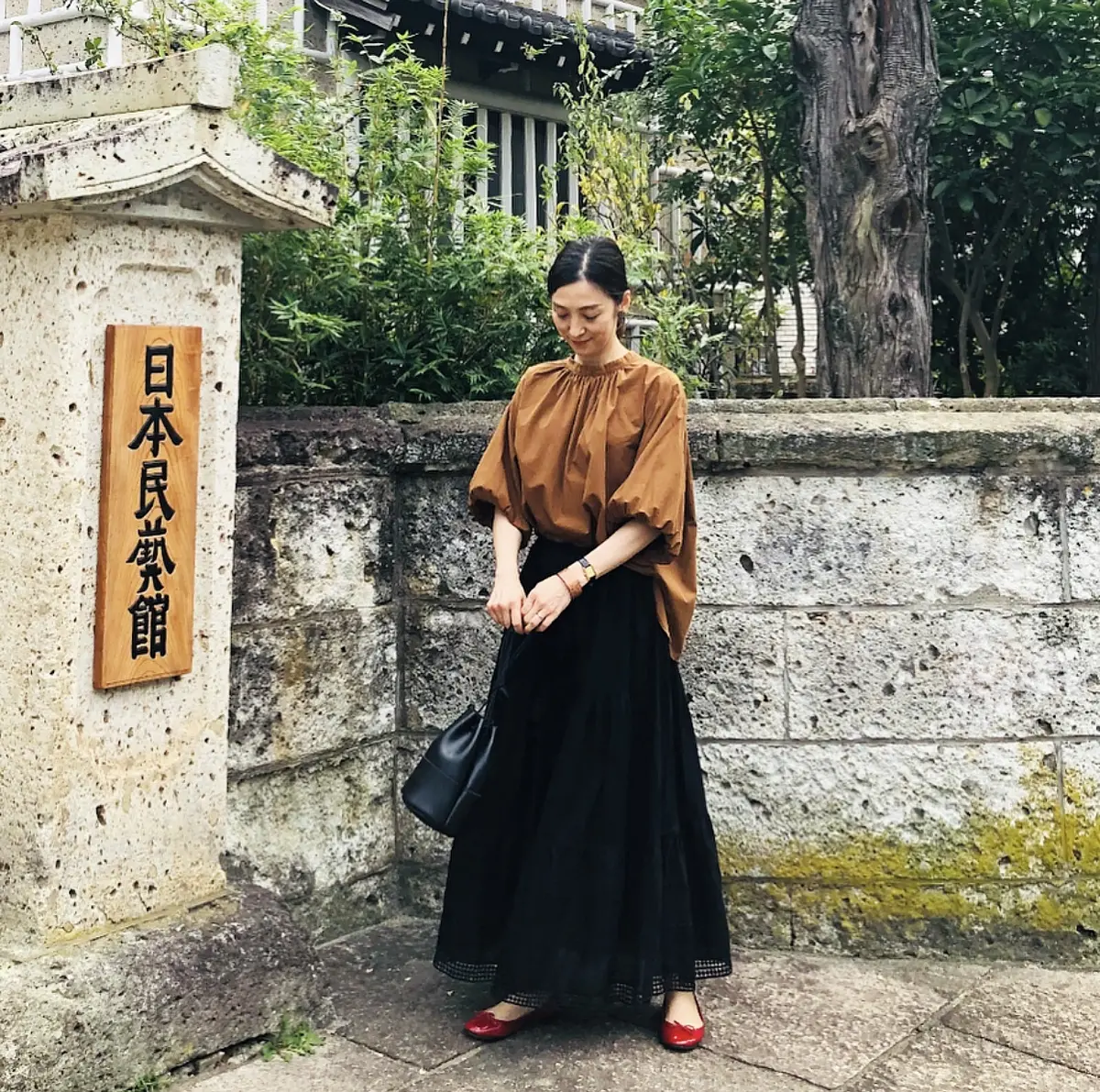 レーススカート＋ゆったりトップスで、日本の画像_1