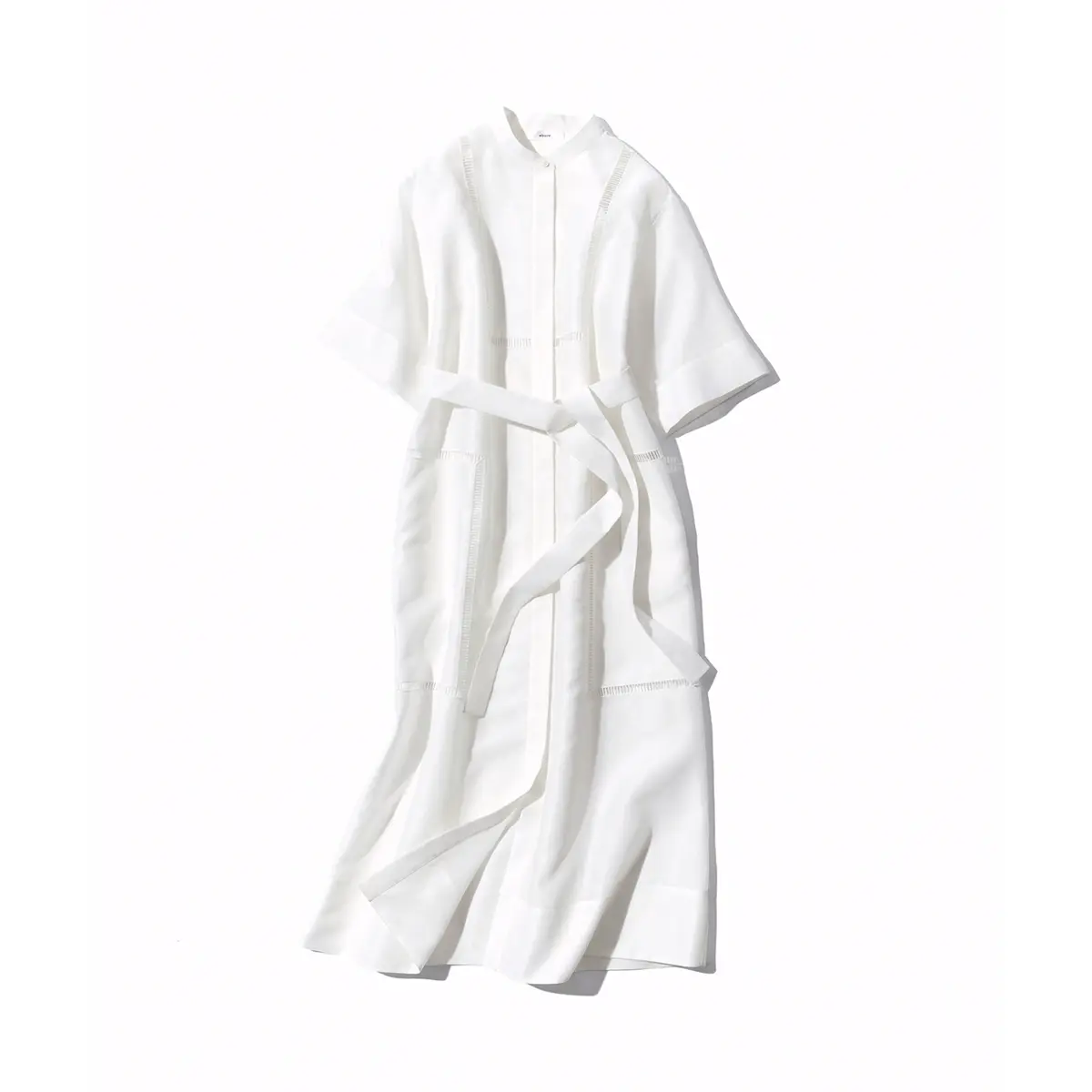 こだわりのマテリアルを惜しみなく使用。 大人がときめくワンピース