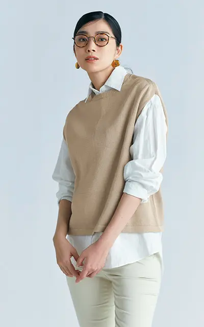 春の本命色「ベージュ」で洗練スタイルを手の画像_1