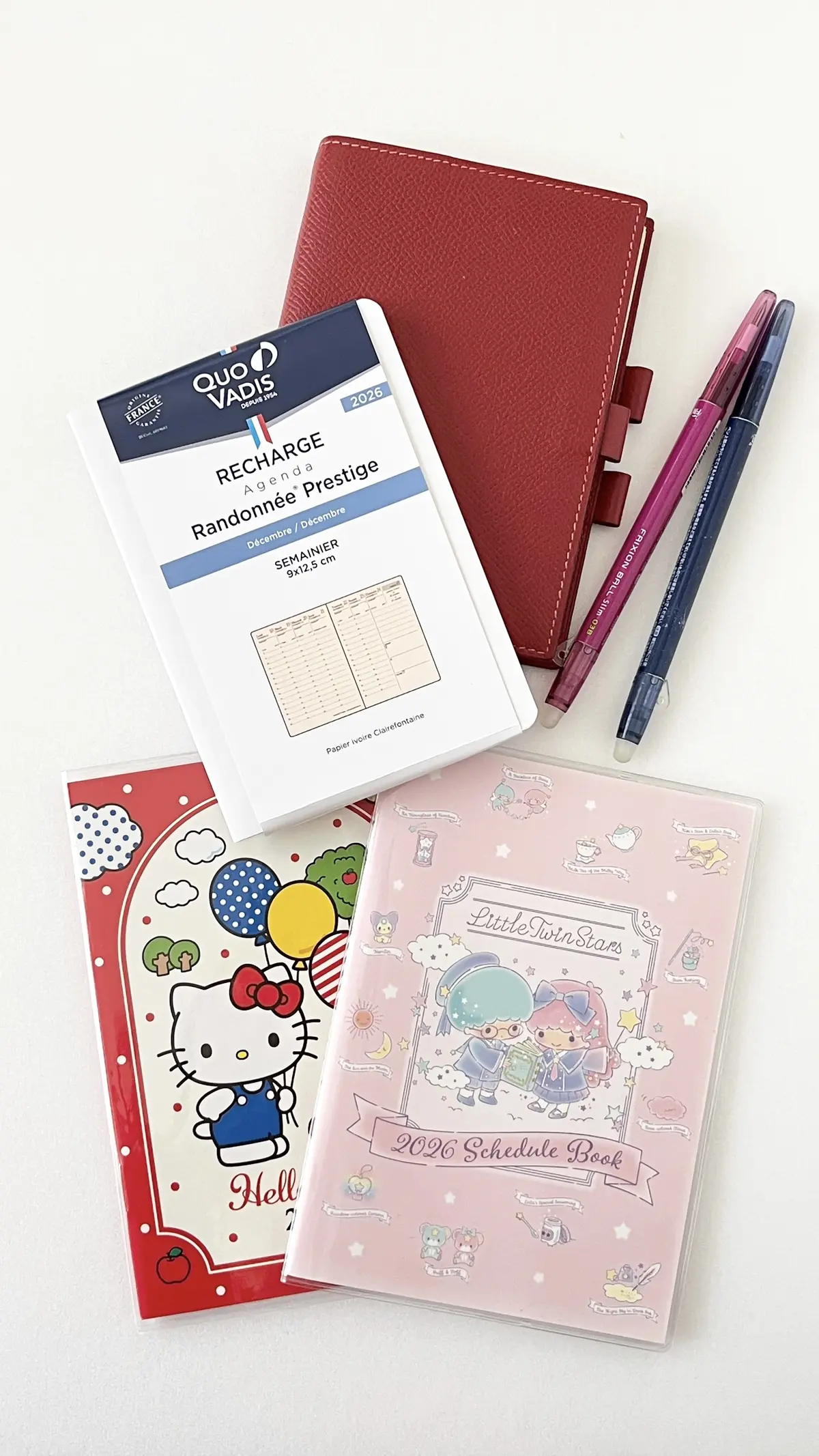 éclat エクラ　Jマダム　ブログ　北海道　札幌　トモコ　知子　手帳　手帳術　クオバディス　エルメス　サンリオ　キティ　ハローキティ　キキとララ　蔦屋　TSUTAYA フェイラー　JAL コラボ　ハンカチ　フリクション　文房具