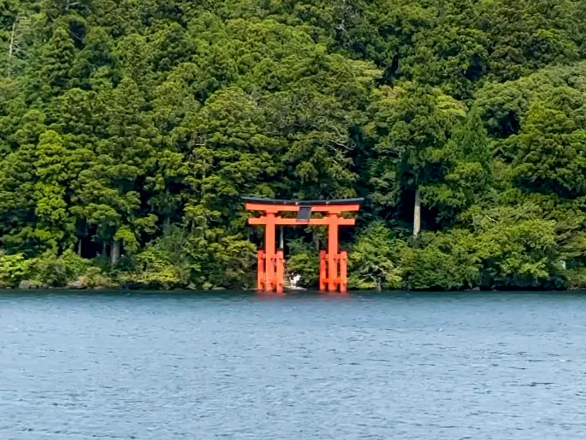 UNIQLOシアーシャツで過ごす癒しの箱の画像_16