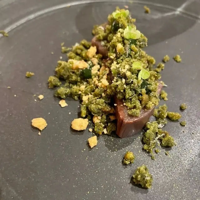 富山県のワイナリー「セイズファーム」のディナー。氷見鰆を使った料理