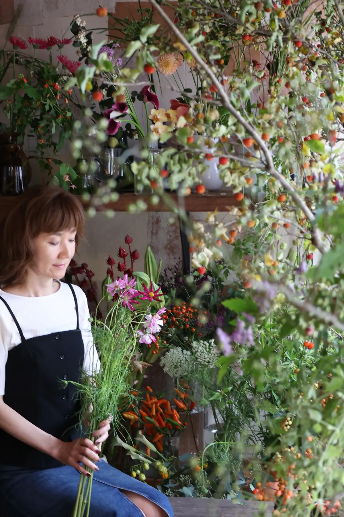 久々の花活♪秋色のお花の中で〝花屋で写真の画像_9