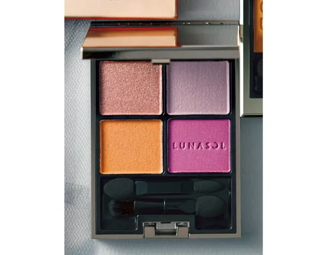 ルナソル アイカラーレーション 13（1月21日発売）