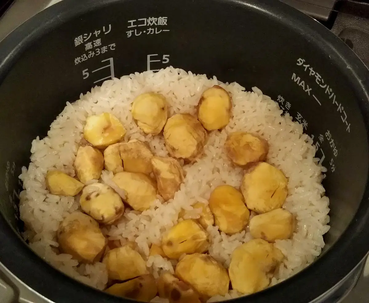 初チャレンジの栗ご飯