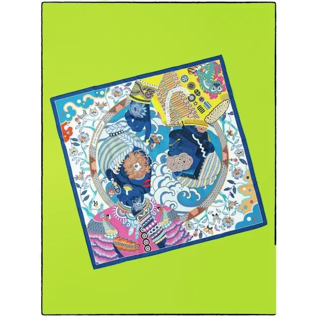 エルメスのシルクスカーフ ｢デュオ・コスミック｣