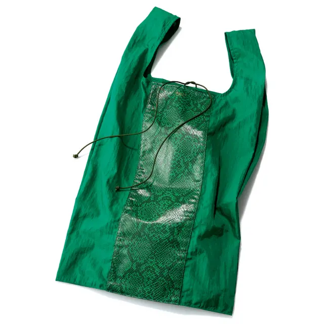 ミュラー オブ ヨシオクボのバッグ