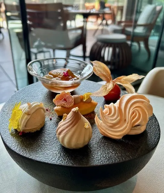 パレスホテル東京のアフタヌーンティー♪の画像_5