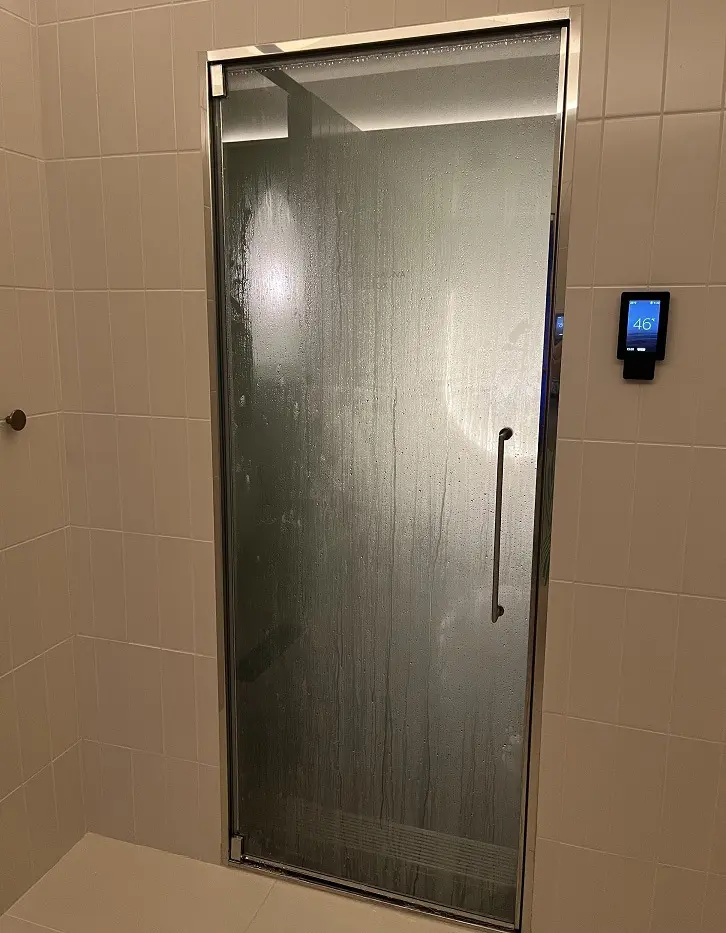 六本木のサウナSteaMs.(スティーミズ)のスチームサウナ「RETOX」