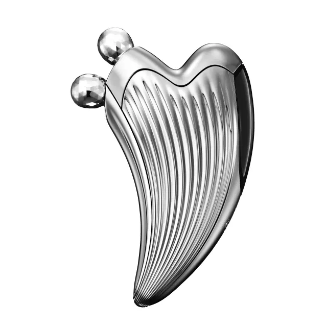 リファ カッサレイ ￥23,800／MTG