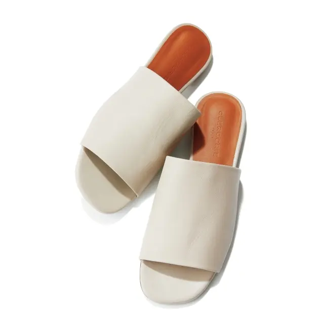 靴（H1）￥52,800／エスケーパーズオンライン（クレジュリー）