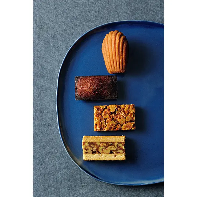 Scene - KAZUTOSHI NARITA「焼き菓子BOX 8個入り」