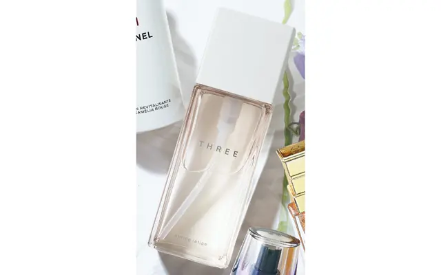 THREE  エミング ローション R 