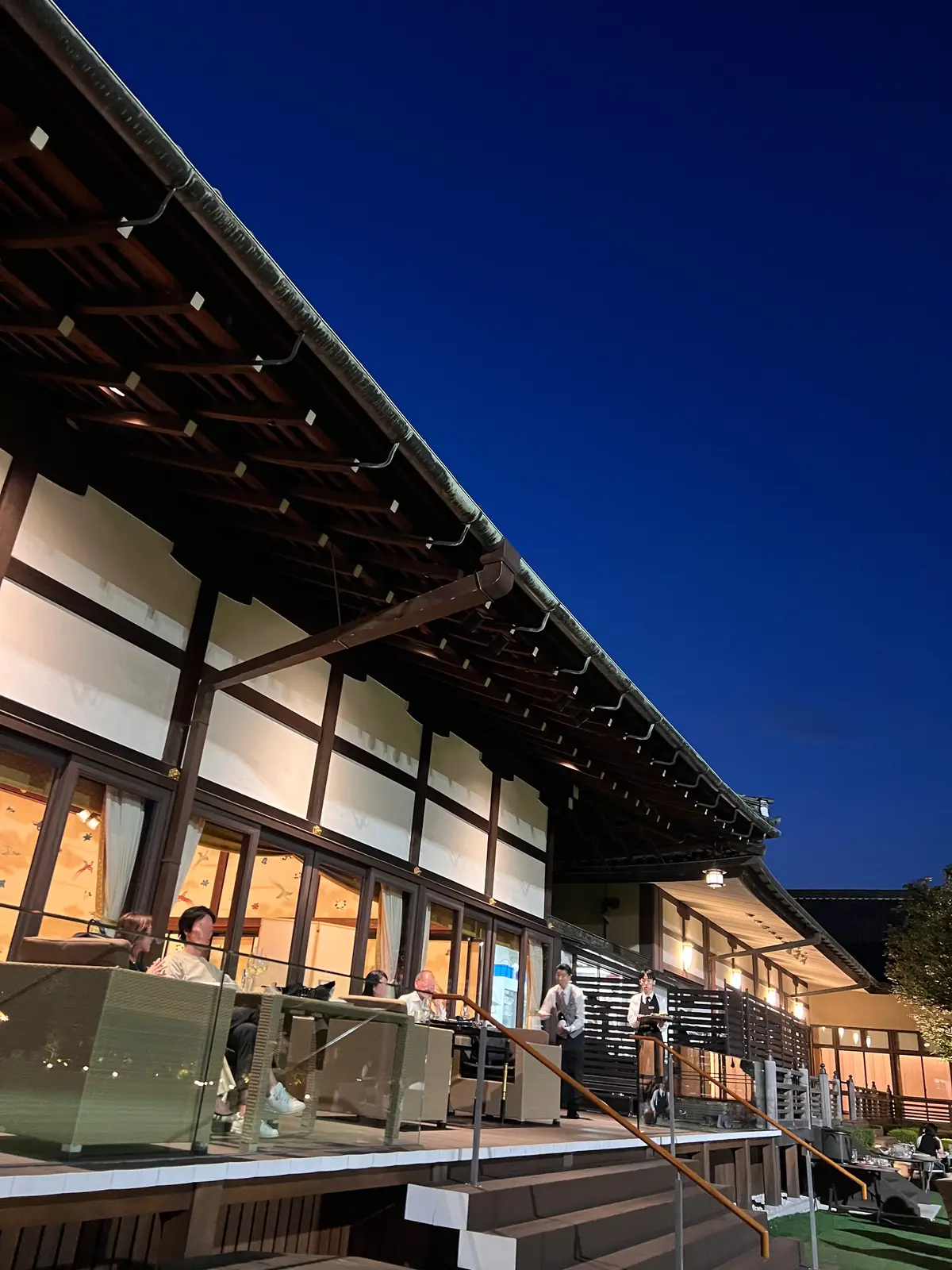 50代,40代「夏のカラーファッション」の画像_11