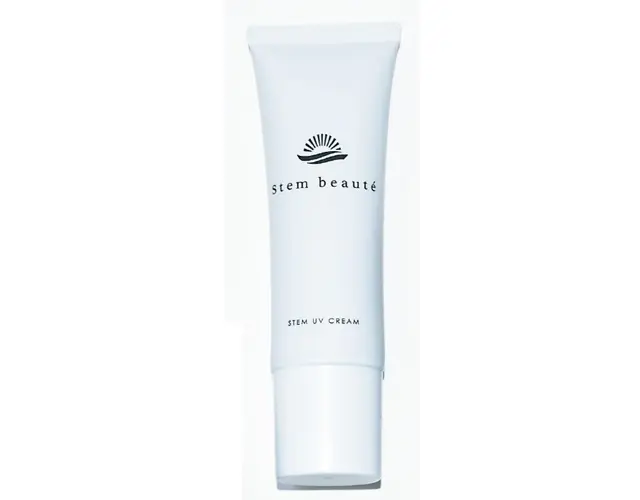 「乳液、下地、日焼け止めを兼ねていて優秀。肌を均一に整えてくれる」。 ステムボーテ ステム UVクリーム SPF32・PA++ 30g ￥6,000／エムコーポレーション