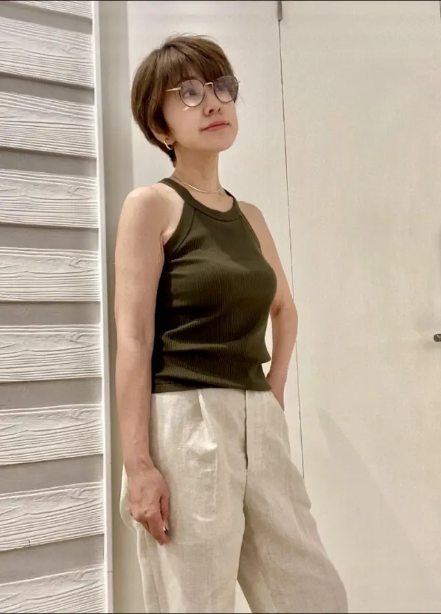 ユニクロのメガネ、タンクトップコーデでおの画像_1