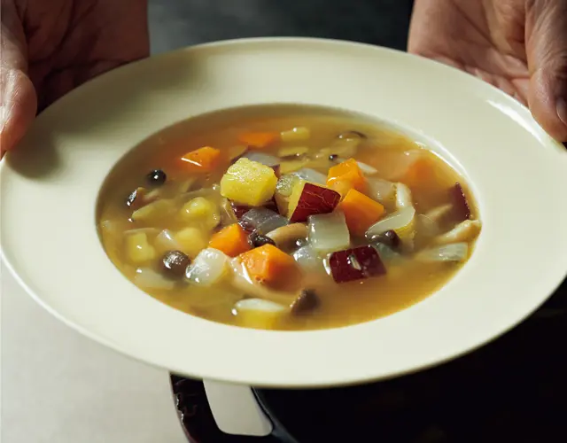 食物繊維と栄養たっぷりな「さつまいものミネストローネ」
