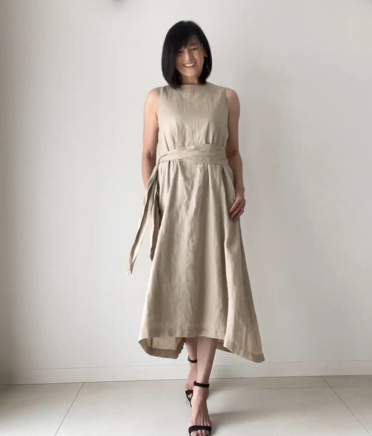 2パターンで楽しめるリネンのワンピの画像_2