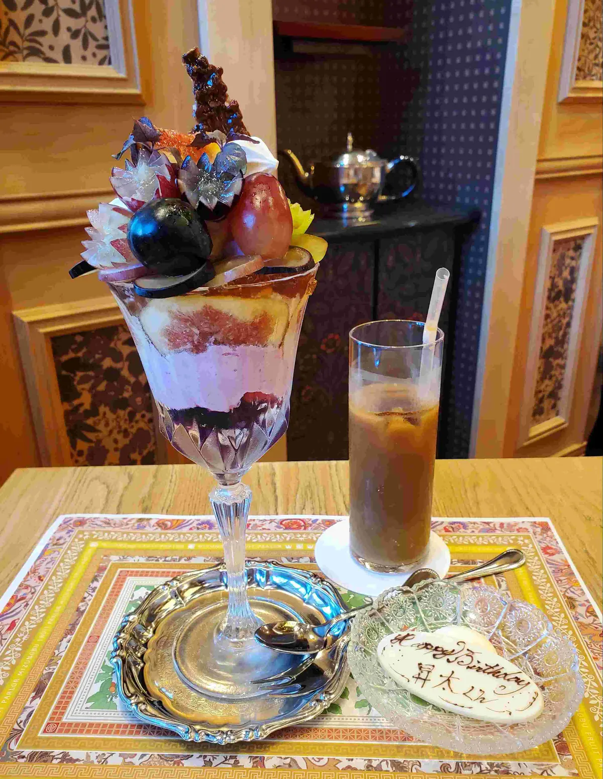 バースデープレートのチョコレートはもちろんお友達に食べてもらいました。