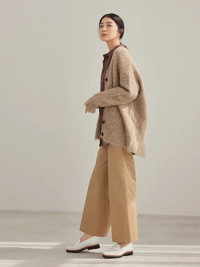 秋冬ならではのカラーと素材で楽しむ上品ワントーン