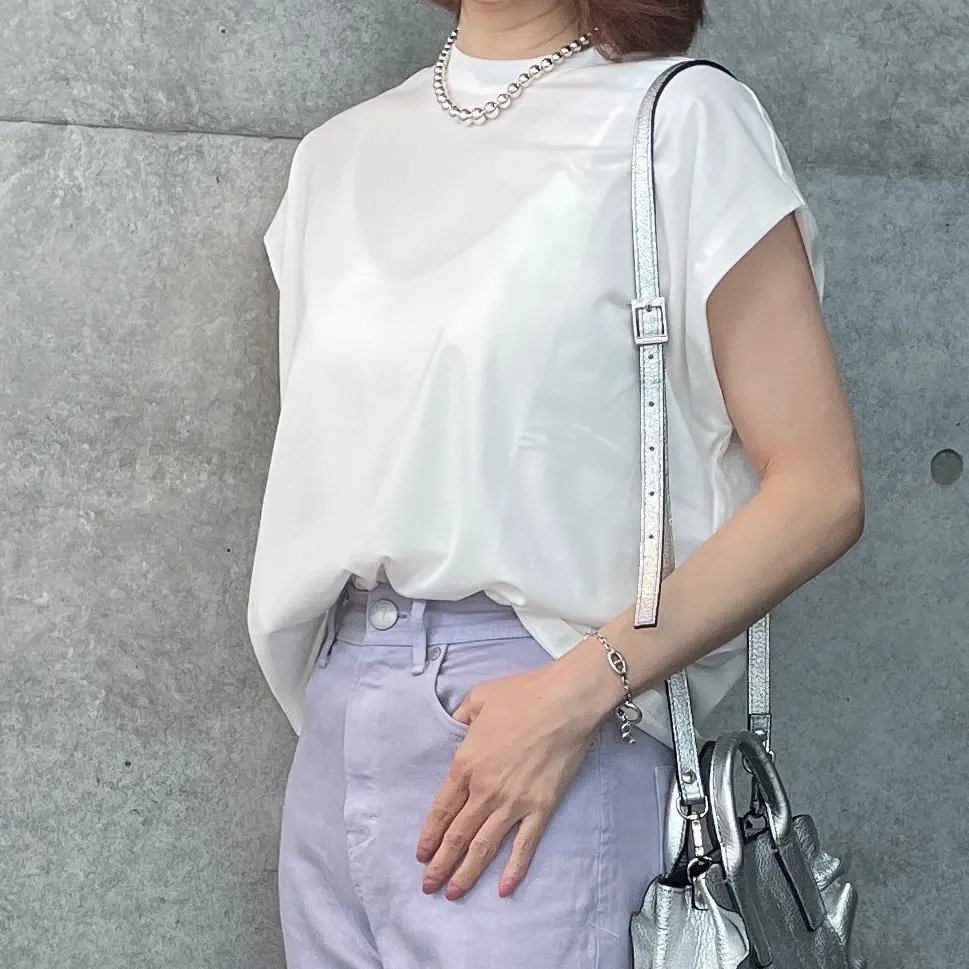 カラーデニム とお気に入り白Tシャツで☆の画像_5