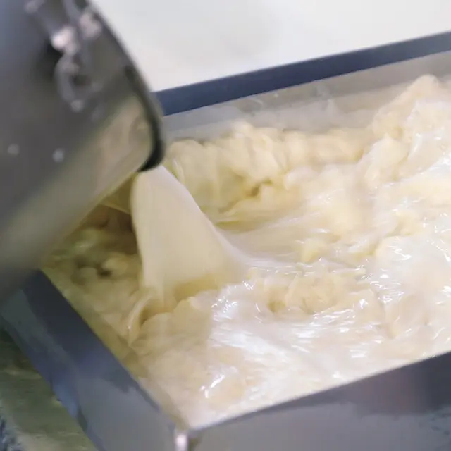 ソフト豆腐や絹ごし豆腐