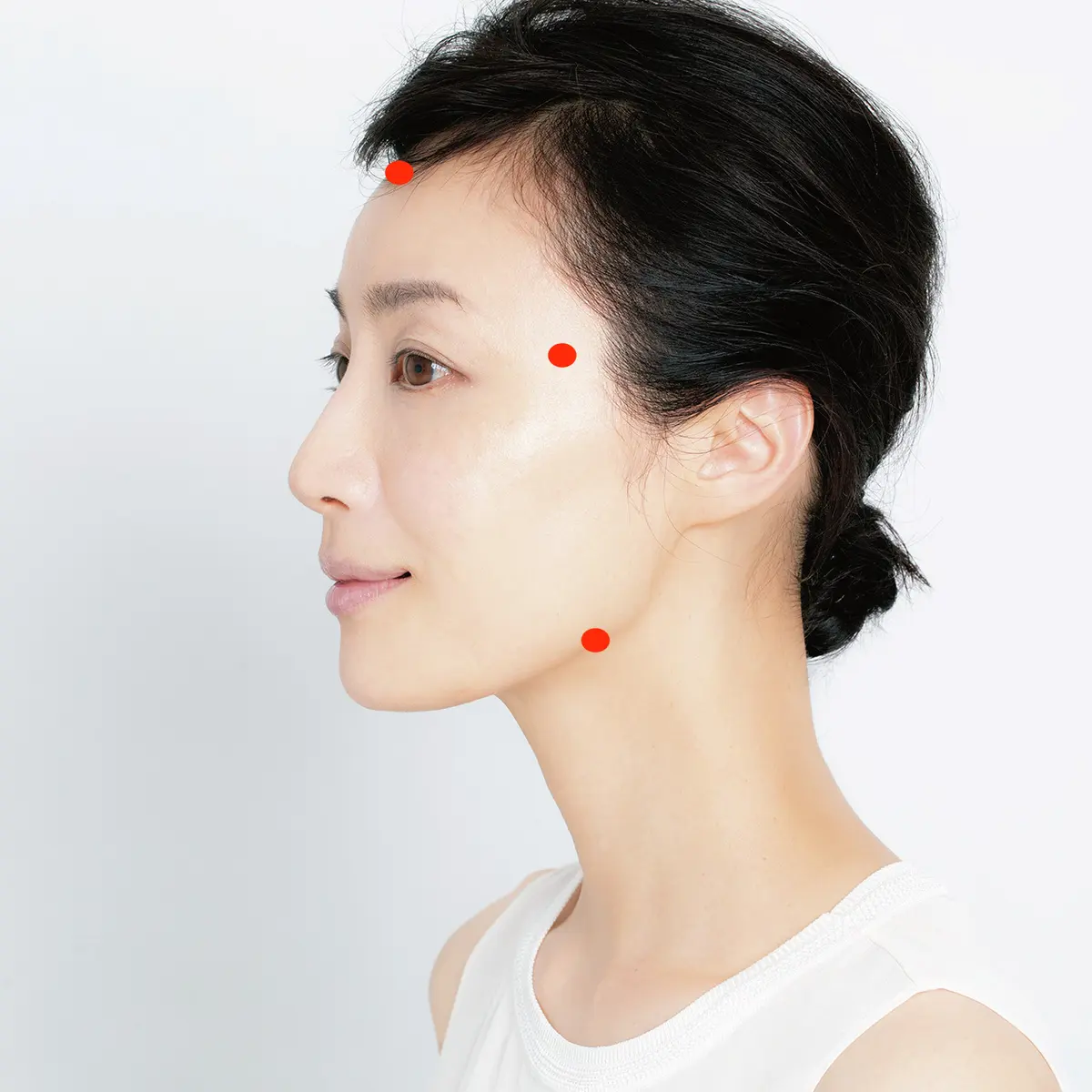 大人にとっての「美肌の鉄則」を小林ひろ美の画像_1