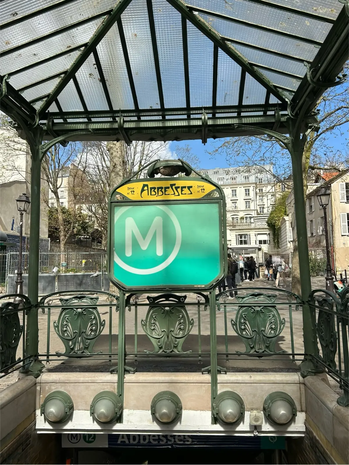 パリ　モンマルトル　歩き方