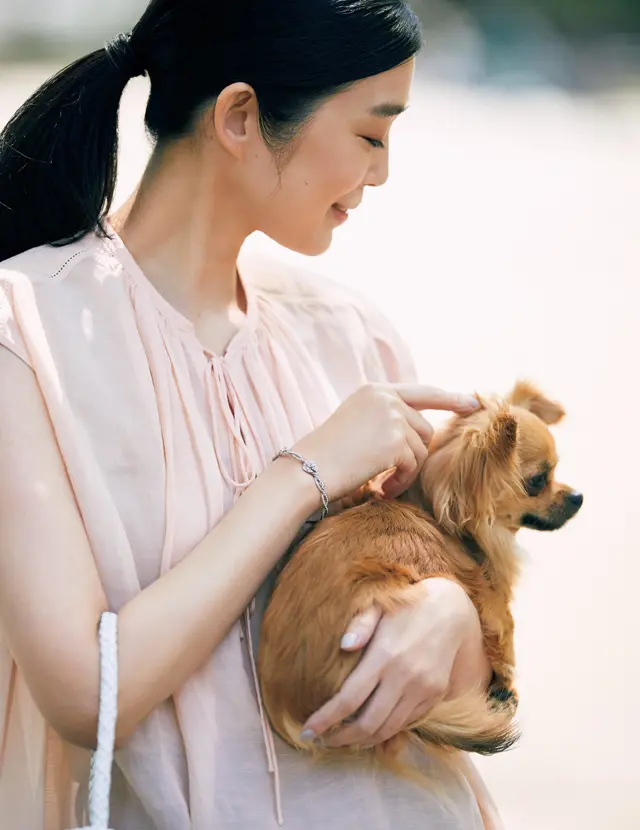 Piaget《ピアジェ》　バングル「ピアジェ ローズ」（WG×D）