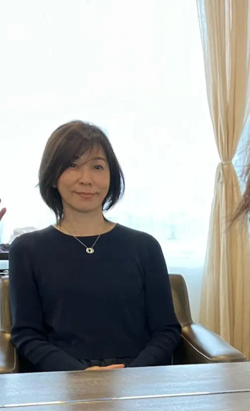 ミディアムヘア。ひし形　レイヤーボブ　ミディアムボブ 丸みボブ　eclat  eclat6月号 美髪プロジェクト　「美髪パーフェクトBOOK」marr中目黒　アラフィフ髪型　長めショート