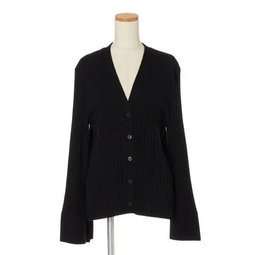 クラス感のあるニットアップが誕生！「村山の画像_2