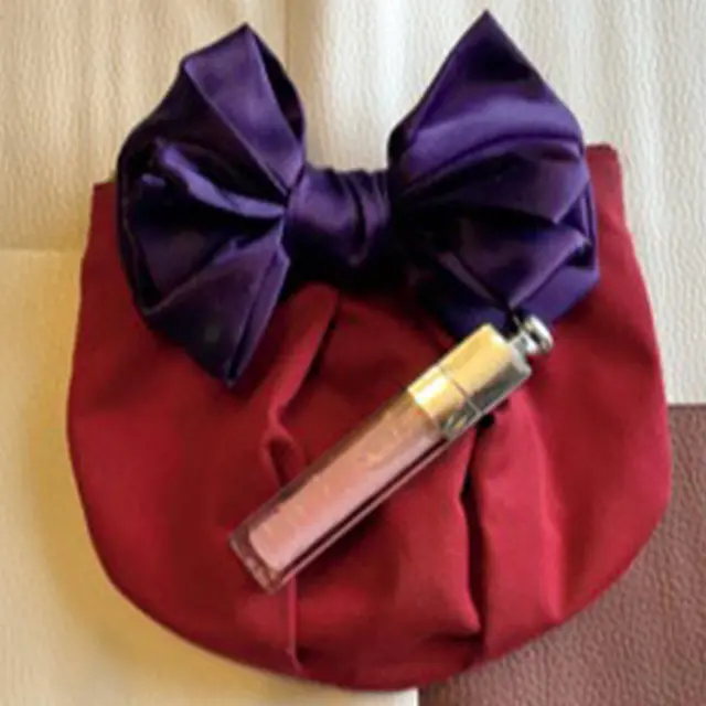 マスクの下でもリップは必ず！