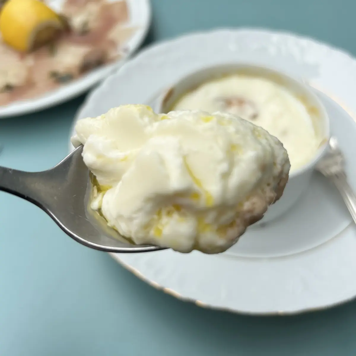 パリ　シテ島　カフェ「Au Vieux Paris d'Arcole」