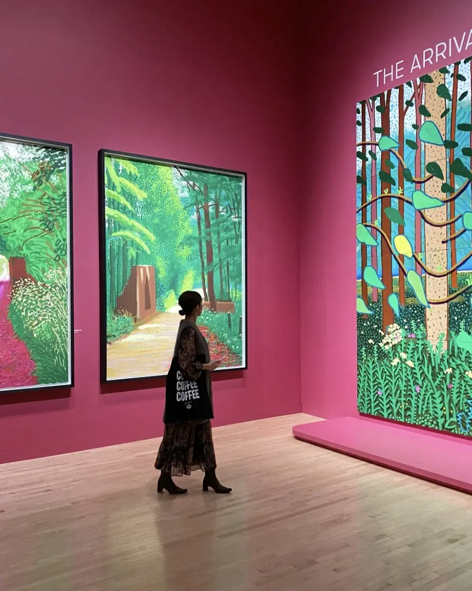 ZARA柄ワンピでホックニー展。の画像_5