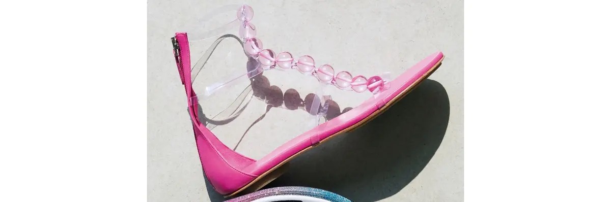 靴（1）￥88,000／ジョルジオ アルマーニ ジャパン（エンポリオ アルマーニ）　