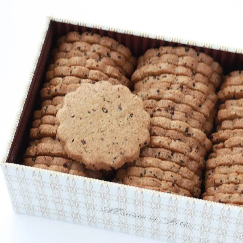 珈琲ビスキュィ缶