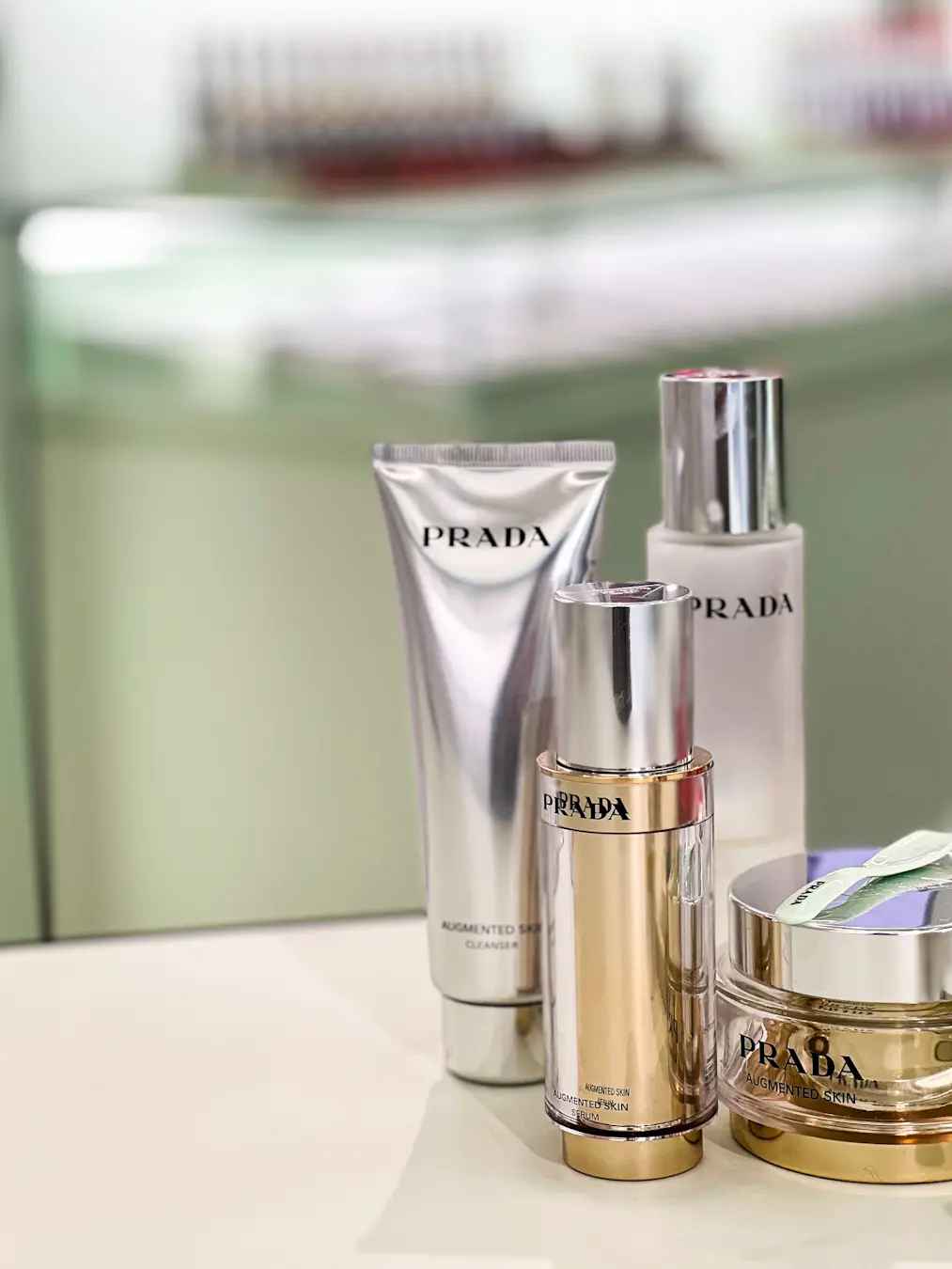 【PRADA】メイク＆スキンケアアイテムの画像_1