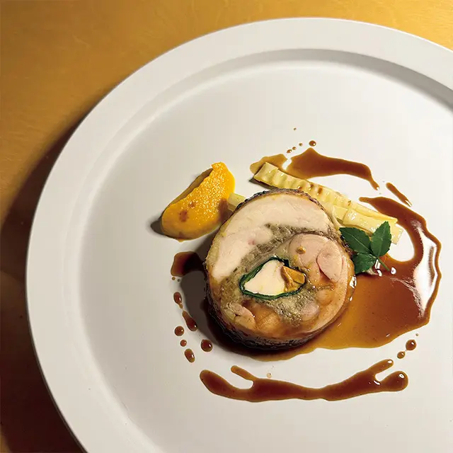 「SSH No.02」のレスト ランは「SHOLA」としてリニューアル。