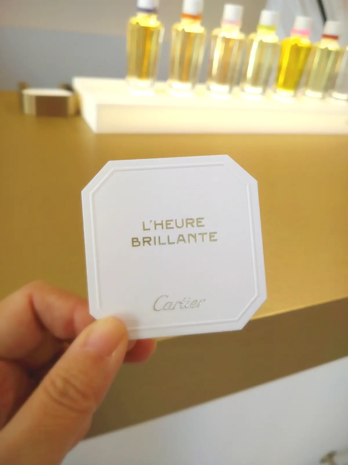 「カルティエフレグランスポップアップ」表参道、フレグランスバー