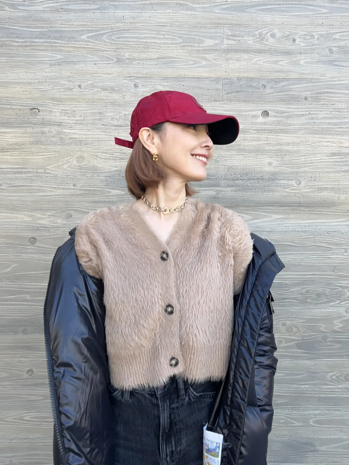 開運コーデ12 黒のダウンジャケットの垢の画像_2