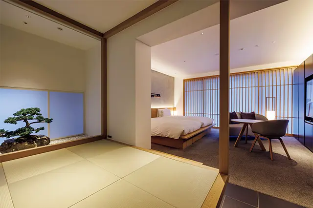 50㎡の「坪庭スイート」。