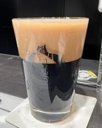 クラフトビール　新宿伊勢丹　黒ビール　スタンドバー