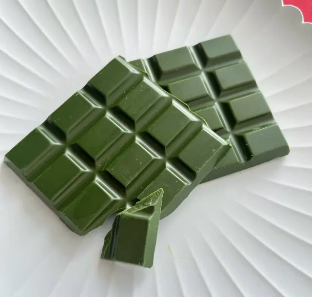 -宇治の茶畑から- シングルオリジン品種 うじひかりの 「濃茶を楽しむチョコレート」 中村藤吉本店