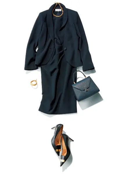 ネイビージャケットワンピースコーデ