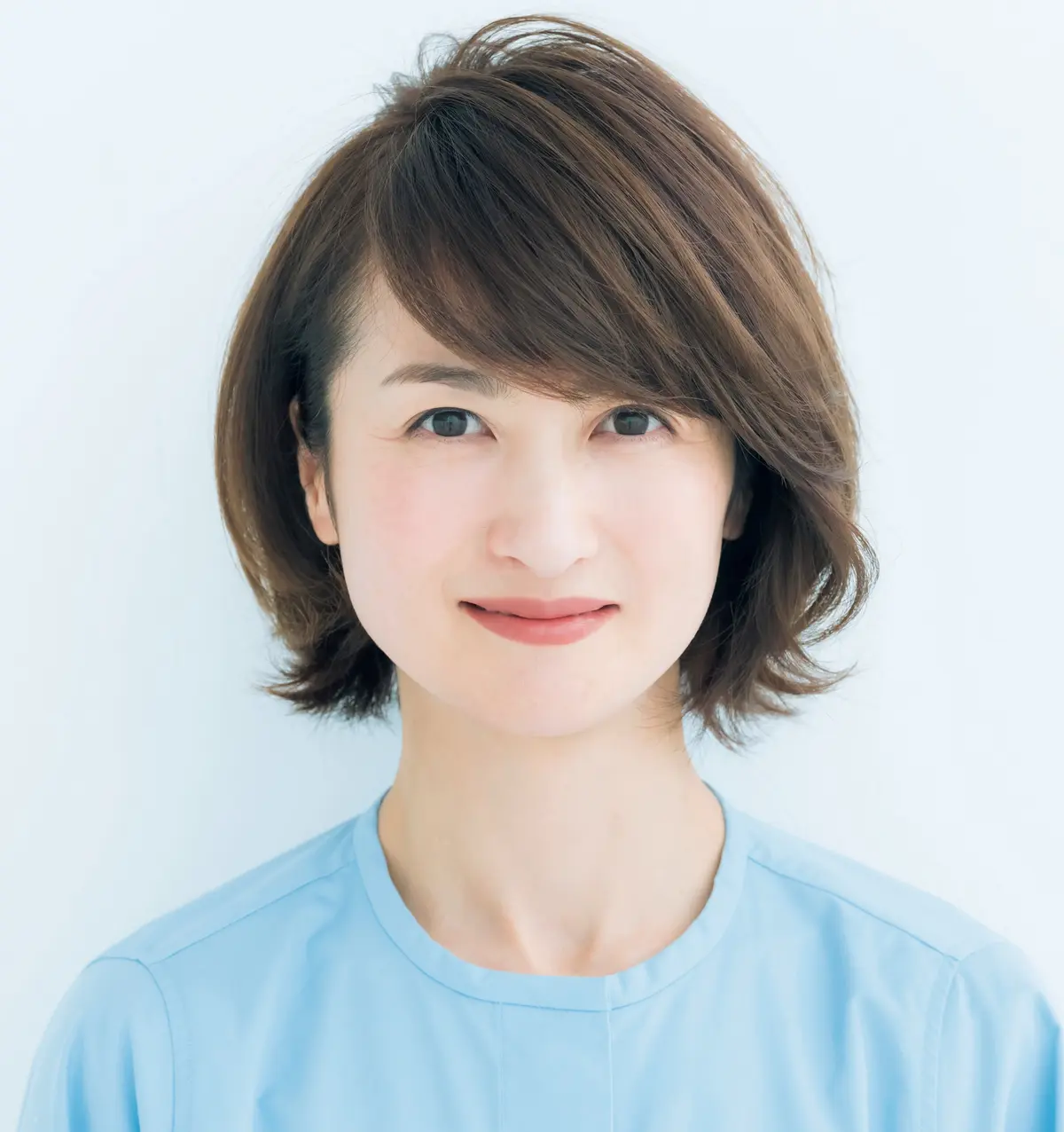 前髪を変えるだけで髪悩み解決！