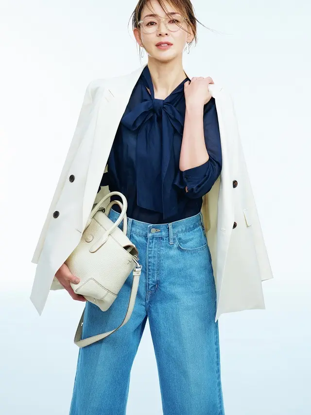 ボウタイブラウス